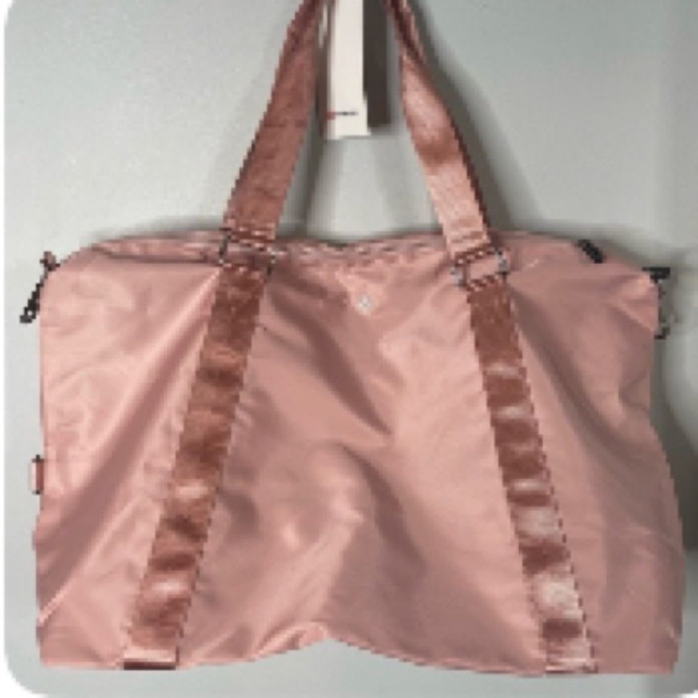 Pink Lululemon Dufflebag